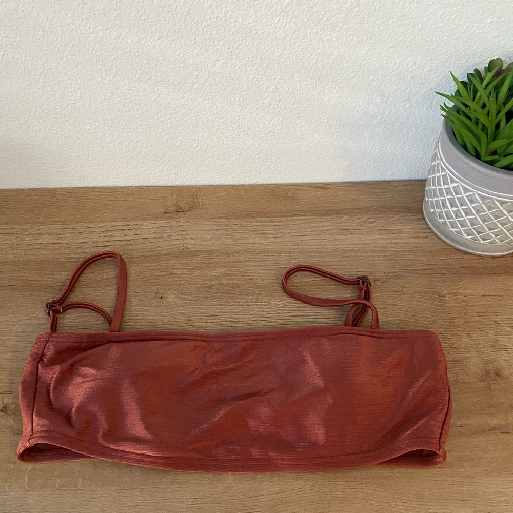 Clay Bandeau swim top